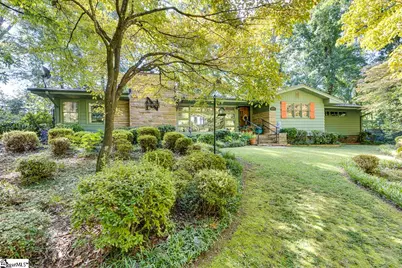 122 Lakeshore Drive, Easley, SC 29642 - Photo 1