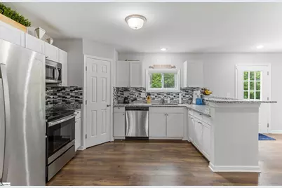 415 Poole Street, Woodruff, SC 29388 - Photo 10