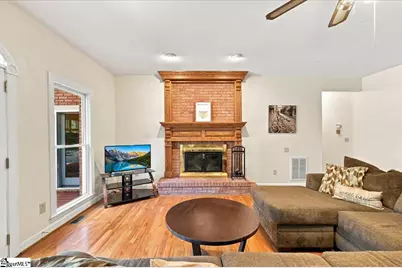 209 Sandstone Drive, Taylors, SC 29687 - Photo 8