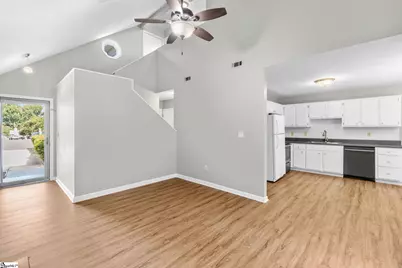 100 Mosspoint Drive, Greenville, SC 29617 - Photo 12