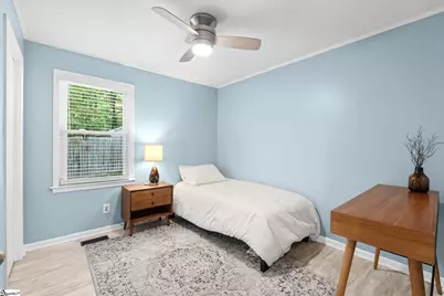 1009 Summit Drive, Greenville, SC 29609 - Photo 18