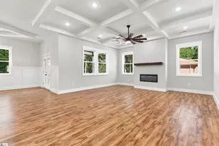 4749 Worden Dr, Spartanburg, SC 23901 - Photo 8
