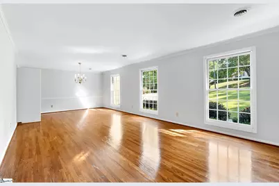 209 E Kenilworth Drive, Greenville, SC 29615 - Photo 6