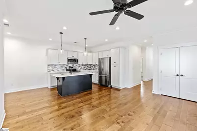24 Ridgeway Avenue, Greenville, SC 29607 - Photo 6