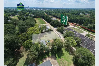 306 & 308 Old Bleachery Road, Greenville, SC 29609 - Photo 2