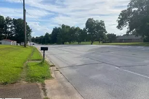 18812 Highway 72 E, Clinton, SC 29325 - Photo 2