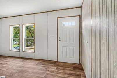 332 Shenandoah Drive, Easley, SC 29642 - Photo 6