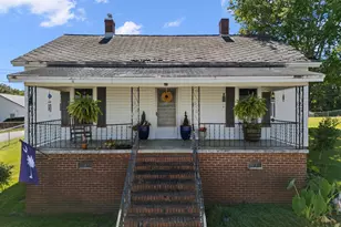 31 & 33 N Greenwood Ave, Ware Shoals, SC 29692 - Photo 4