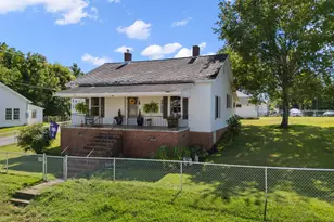 31 & 33 N Greenwood Ave, Ware Shoals, SC 29692 - Photo 2