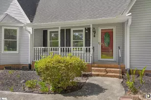 200 Wren Way, Simpsonville, SC 29681 - Photo 4