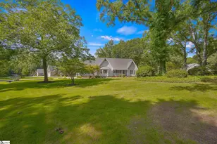 200 Wren Way, Simpsonville, SC 29681 - Photo 2