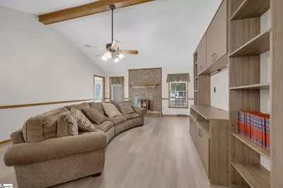200 Wren Way, Simpsonville, SC 29681 - Photo 8