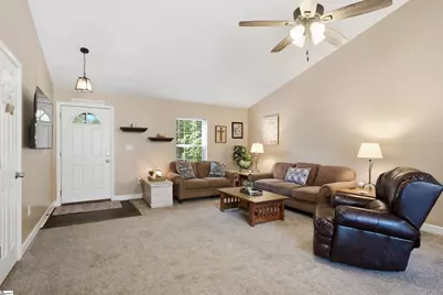 216 Helen Street, Simpsonville, SC 28681 - Photo 8