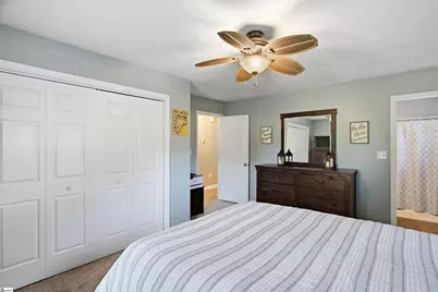 216 Helen Street, Simpsonville, SC 28681 - Photo 32