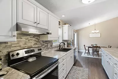 216 Helen Street, Simpsonville, SC 28681 - Photo 20