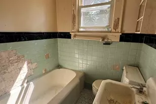 26 N Washington Ave, Greenville, SC 29611 - Photo 6