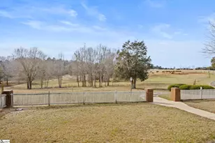 414 Giggle Dr, Laurens, SC 29360 - Photo 6