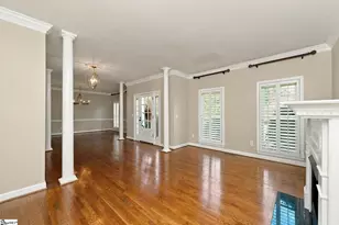 305 Beckworth Dr, Taylors, SC 29687 - Photo 10