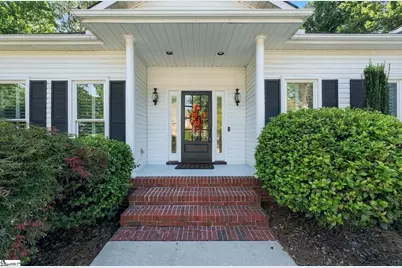 305 Beckworth Drive, Taylors, SC 29687 - Photo 2