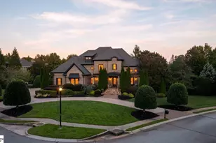 401 Chancery Ln, Simpsonville, SC 29681 - Photo 2