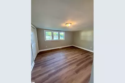 160 J Street, Greer, SC 29651 - Photo 10