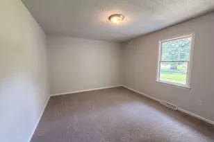404 W Yellow Wood Dr, Simpsonville, SC 29680 - Photo 4