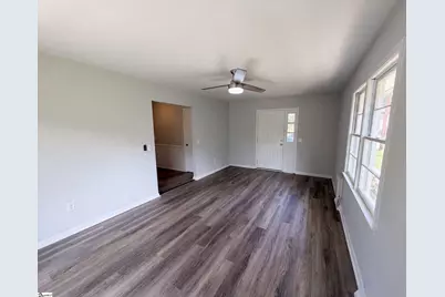 404 W Yellow Wood Drive, Simpsonville, SC 29680 - Photo 6