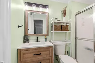 1 Rosewood Dr, Greenville, SC 29607 - Photo 22