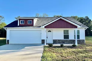 790 N Trade Ave Ext, Landrum, SC 29356 - Photo 1