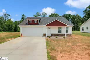 790 N Trade Ave, Landrum, SC 29356 - Photo 1