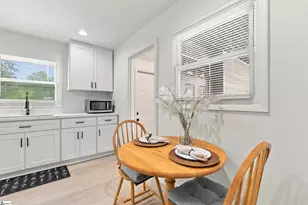 2318 S McDuffie St, Anderson, SC 29624 - Photo 8
