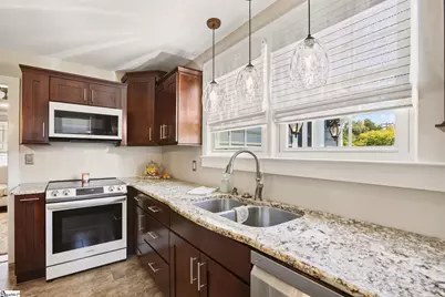 301 Carolina Ave Avenue, Greer, SC 29650 - Photo 14