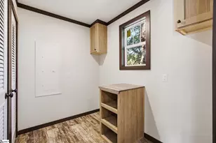 438 Berry Shoals Rd, Duncan, SC 29334 - Photo 16
