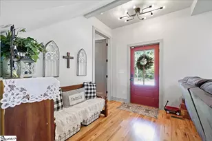 354 Old Rutherford Rd, Taylors, SC 29687 - Photo 4