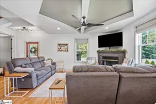 354 Old Rutherford Rd, Taylors, SC 29687 - Photo 10
