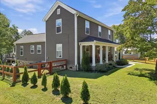 354 Old Rutherford Rd, Taylors, SC 29687 - Photo 2