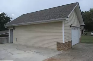 205 Fairhaven Dr, Greer, SC 29651 - Photo 10