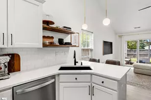 102 N Church St, Duncan, SC 29334 - Photo 8