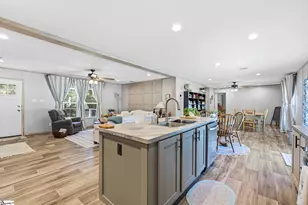 242 Mattie Campbell Rd, Honea Path, SC 29654 - Photo 10