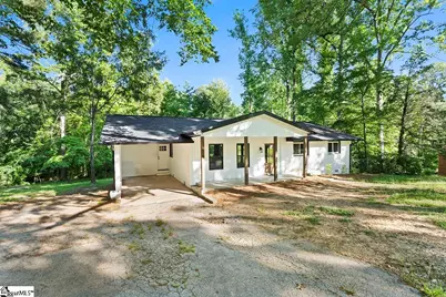 407 Beechwood Circle, Greenwood, SC 29646 - Photo 2