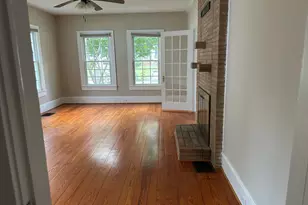 108 Moreland Ave, Laurens, SC 29360 - Photo 2