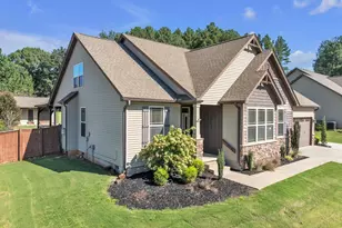 22 Pebblebrook Ct, Greer, SC 29651 - Photo 2