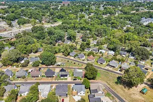 35 Henry St, Greenville, SC 29605 - Photo 40