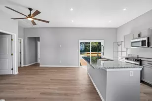 35 Henry St, Greenville, SC 29605 - Photo 20
