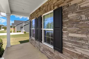 216 Edwin Ellis Dr, Greer, SC 29651 - Photo 2