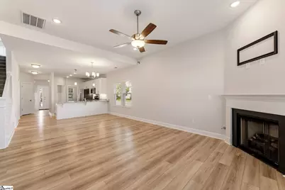 301 Hollenbeck Place, Greenville, SC 29607 - Photo 14