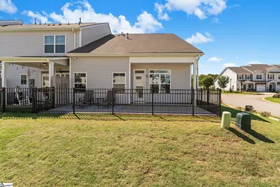 301 Hollenbeck Place, Greenville, SC 29607 - Photo 34
