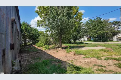 365 Conway Avenue, Laurens, SC 29360 - Photo 16