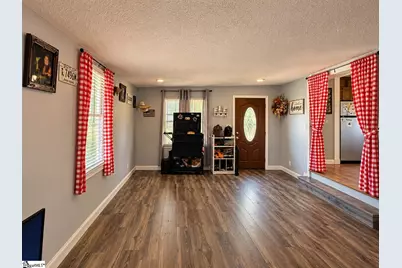 215 W Roosevelt Drive, Anderson, SC 29626 - Photo 38