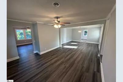 215 W Roosevelt Drive, Anderson, SC 29626 - Photo 4